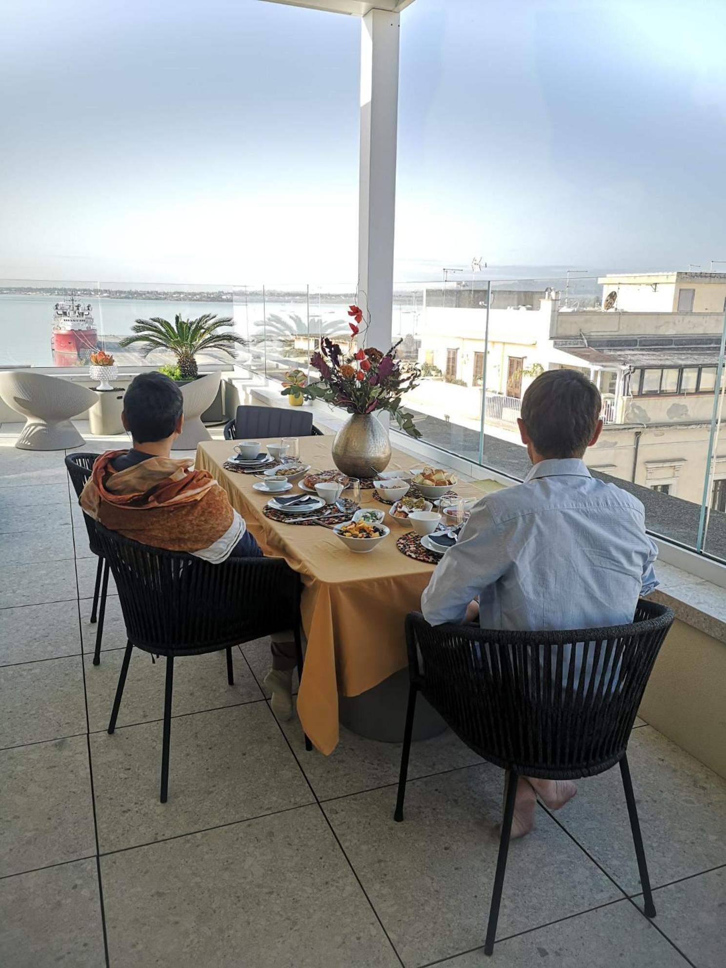 La Terrazza Sul Porto Bed & Breakfast Syracuse Exterior photo