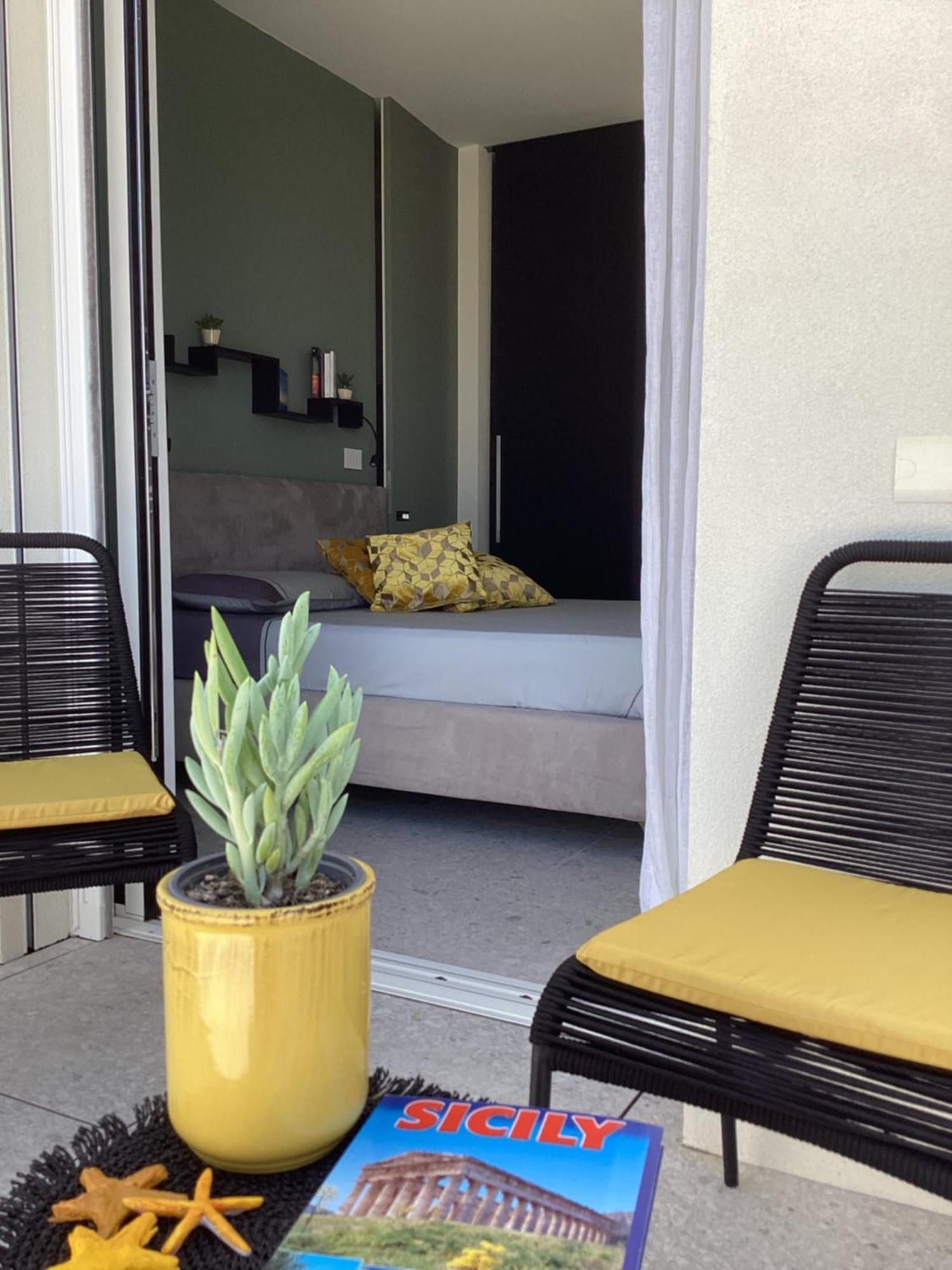 La Terrazza Sul Porto Bed & Breakfast Syracuse Exterior photo